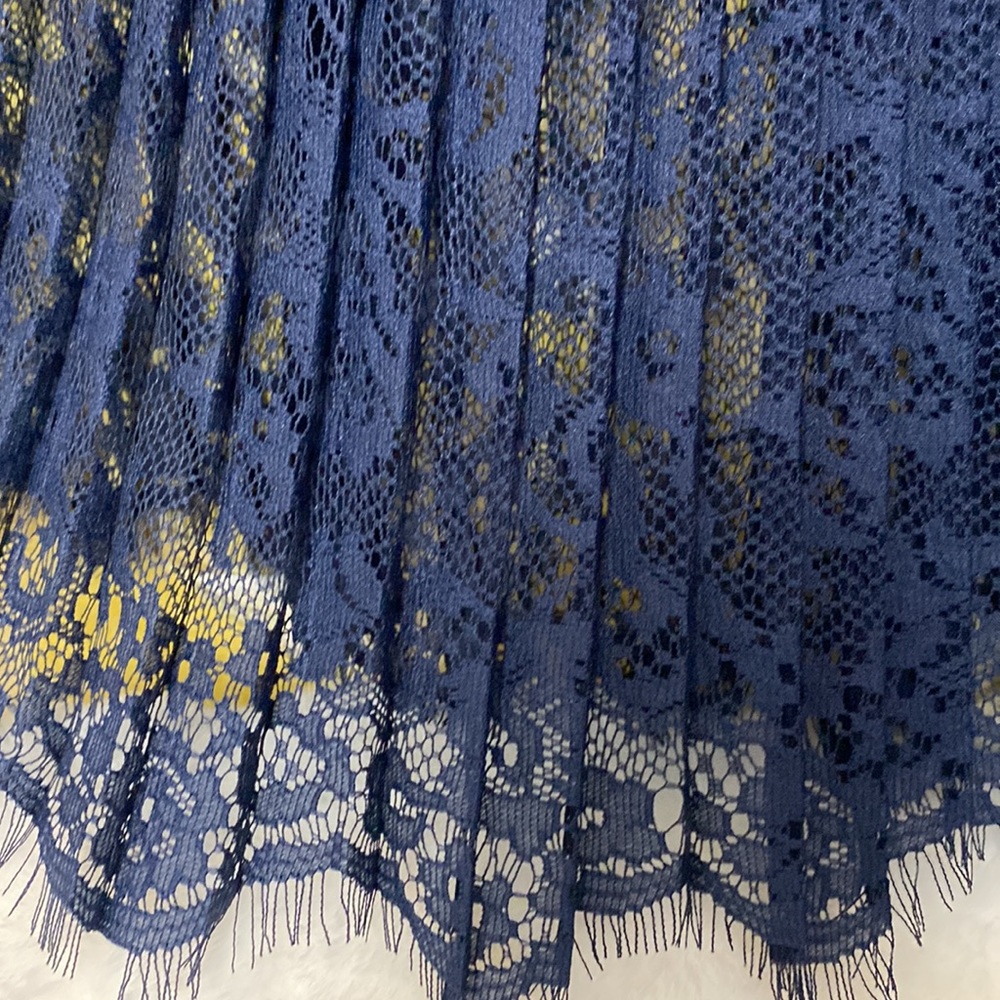 H&M lace navy pleated midi skirt Size 2 NWT blue - Picture 4 of 12